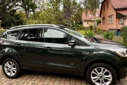 Ford Kuga 45.000 km 12.000 &euro; Berlin 12557