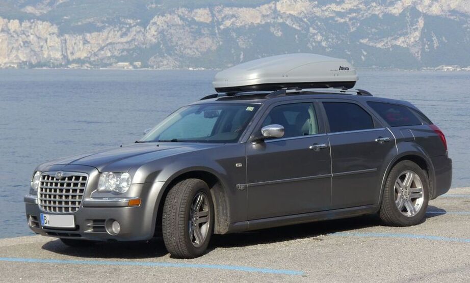 300C