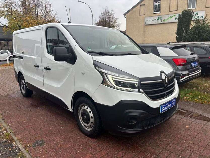 Renault Trafic 108.780 km 14.700 € Berlin 13127