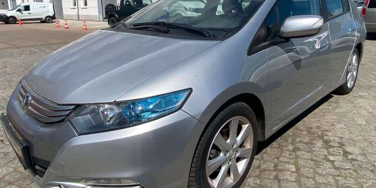 Honda Insight 110.000 km 6.990 &euro; Berlin 10365