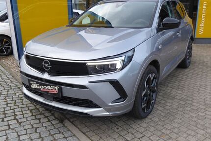 Opel Grandland (X) 13.392 km 25.890 &euro; Ketzin 14669