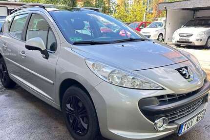 Peugeot 207 142.000 km 3.250 € Berlin 13403