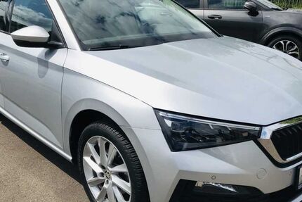 Skoda Scala 39.660 km 18.650 € Berlin 13127