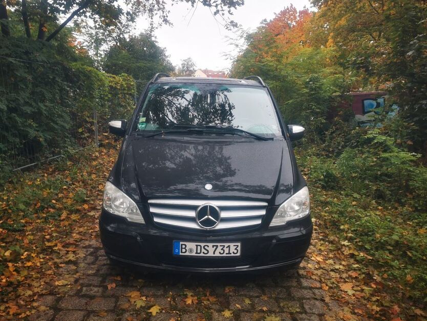 Mercedes-Benz Viano 180.000 km 24.000 € Berlin 12247