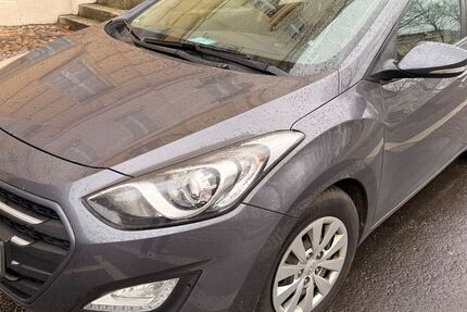 Hyundai i30 215.000 km 5.299 &euro; Potsdam 14467