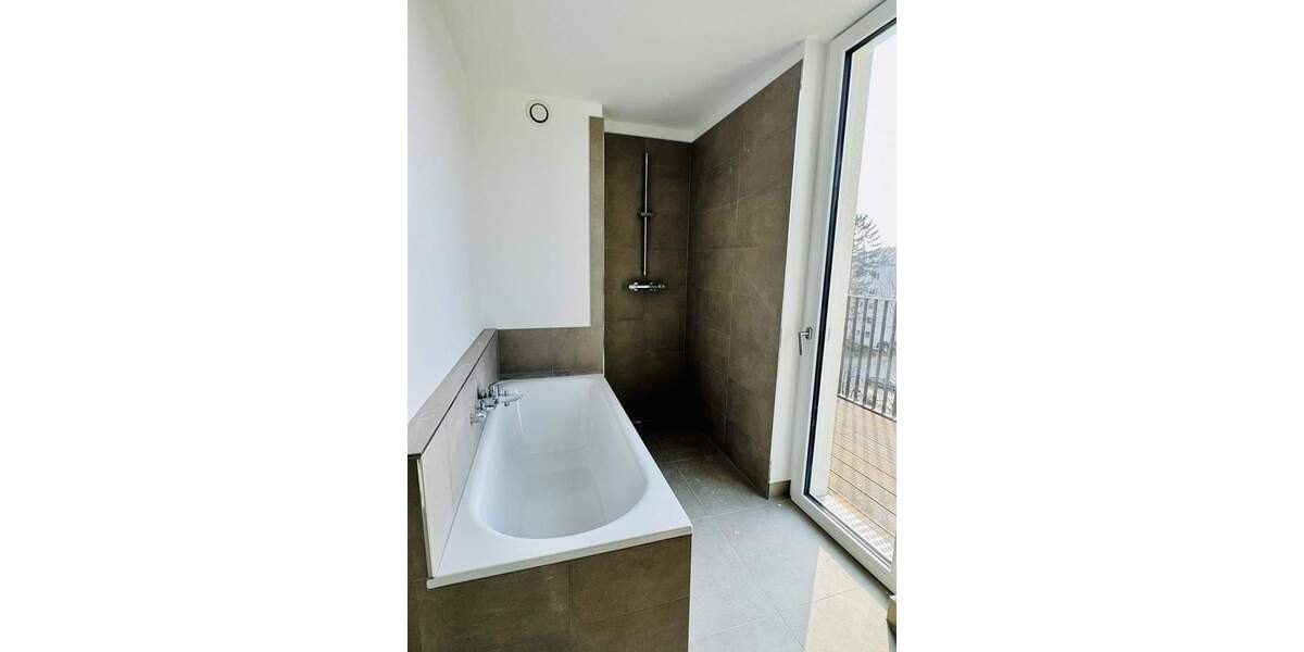 Etagenwohnung Berlin Schöneberg - 2 Zimmer, 69 m&sup2;, 1.475&euro; | Angebot:25278405