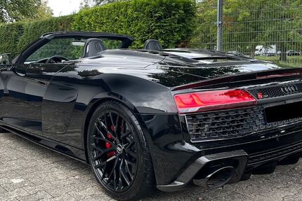 Audi R8 42.000 km 125.900 € Berlin 13585