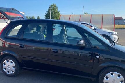 Opel Meriva 115.000 km 2.900 &euro; Berlin 10629