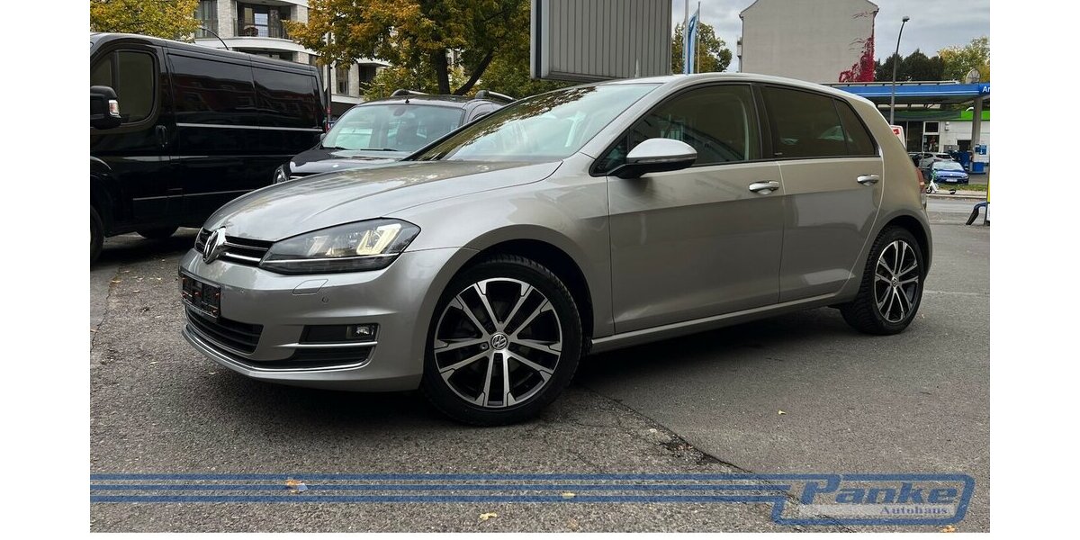 VW Golf VII Allstar BMT*PDC*Xenon*SHZ*Tempo* 94.457 km 12.990 &euro; Berlin 13187