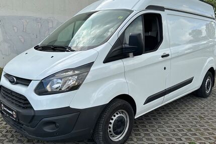 Ford Transit Custom 223.460 km 7.990 &euro; Berlin OT Alt-Hohenschönhausen 13055