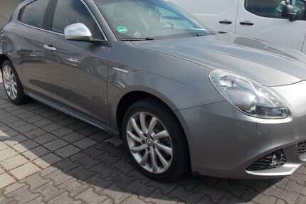 Alfa Romeo Giulietta 100.000 km 9.900 &euro; Mahlow 15831