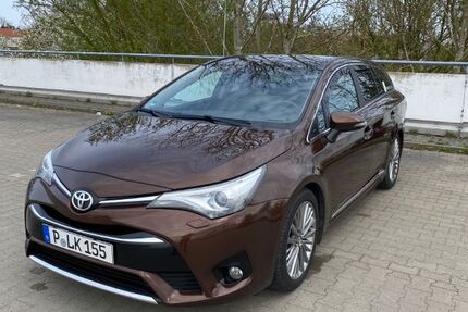 Toyota Avensis 145.506 km 15.000 &euro; Potsdam 14482