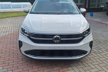 VW Taigo 26.000 km 17.800 &euro; Roskow OT Weseram 14778