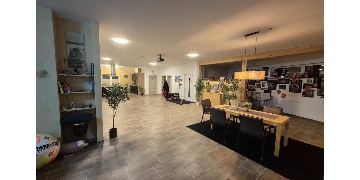 Büroetage Praxis m. Dachterrasse VideoAlarmEinbauk. zimmer