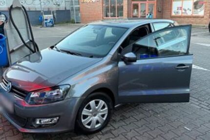 VW Polo 57.000 km 9.950 &euro; Berlin 12043
