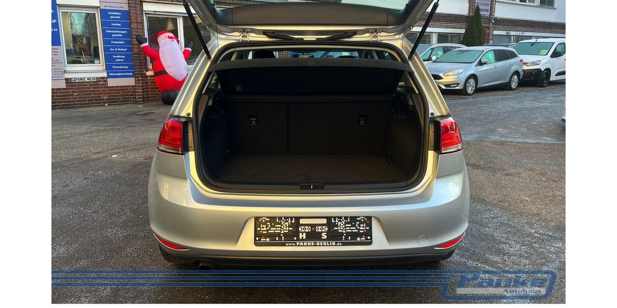 VW Golf VII BMT*Navi*Tempo*SHZ*Tel.*Touch* 120.529 km 8.990 &euro; Berlin 13187