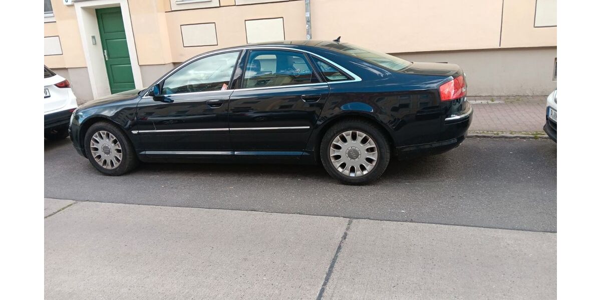 Audi A8 177.000 km 9.300 &euro; Potsdam 14467