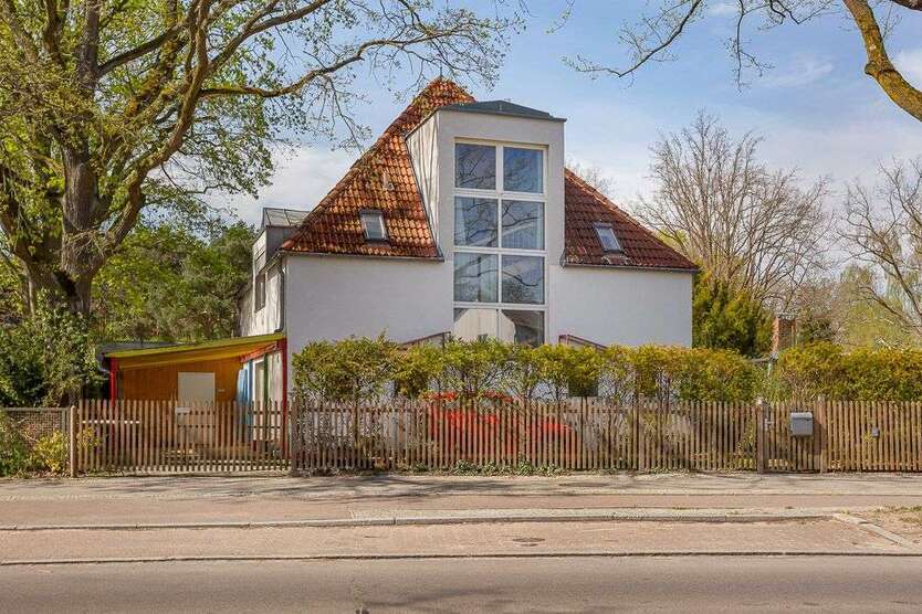 Haus zum Kaufen in Berlin 895.000 € 223 m²