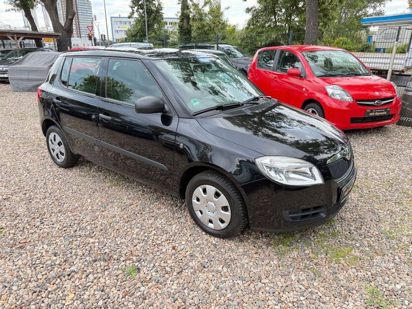 Skoda Fabia 142.959 km 2.250 € Potsdam 14480