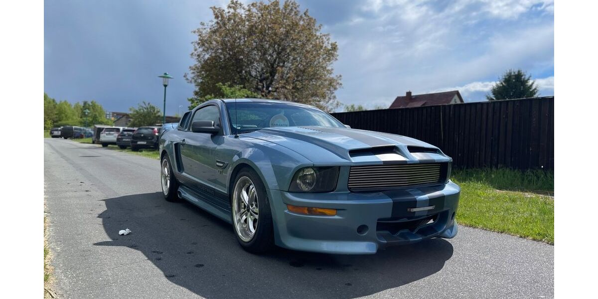 Ford Mustang 123.000 km 14.900 &euro; DAHLEWITZ 15827