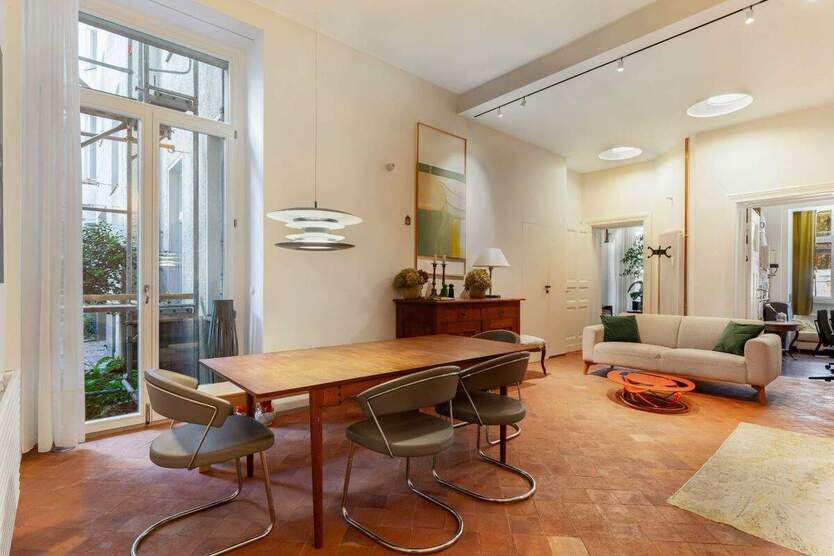 Mediterrane Eleganz im Altbau - Designwohnung in Charlottenburger Spree-Nähe 4 zimmer