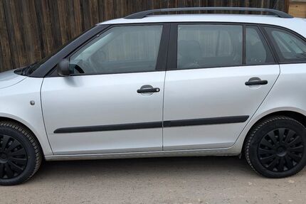 Skoda Fabia 70.860 km 4.990 &euro; Ludwigsfelde 14974