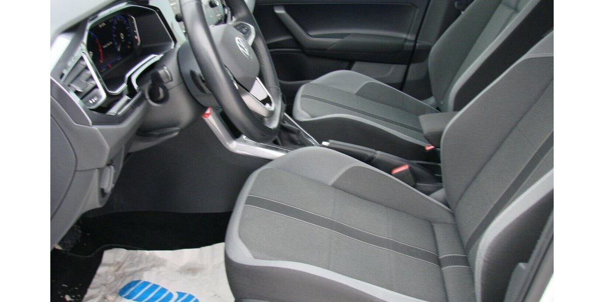 VW Polo VI 1.0TSi Style ACC IQ-LIGHT BMT DSG 19.923 km 18.980 &euro; Falkensee 14612