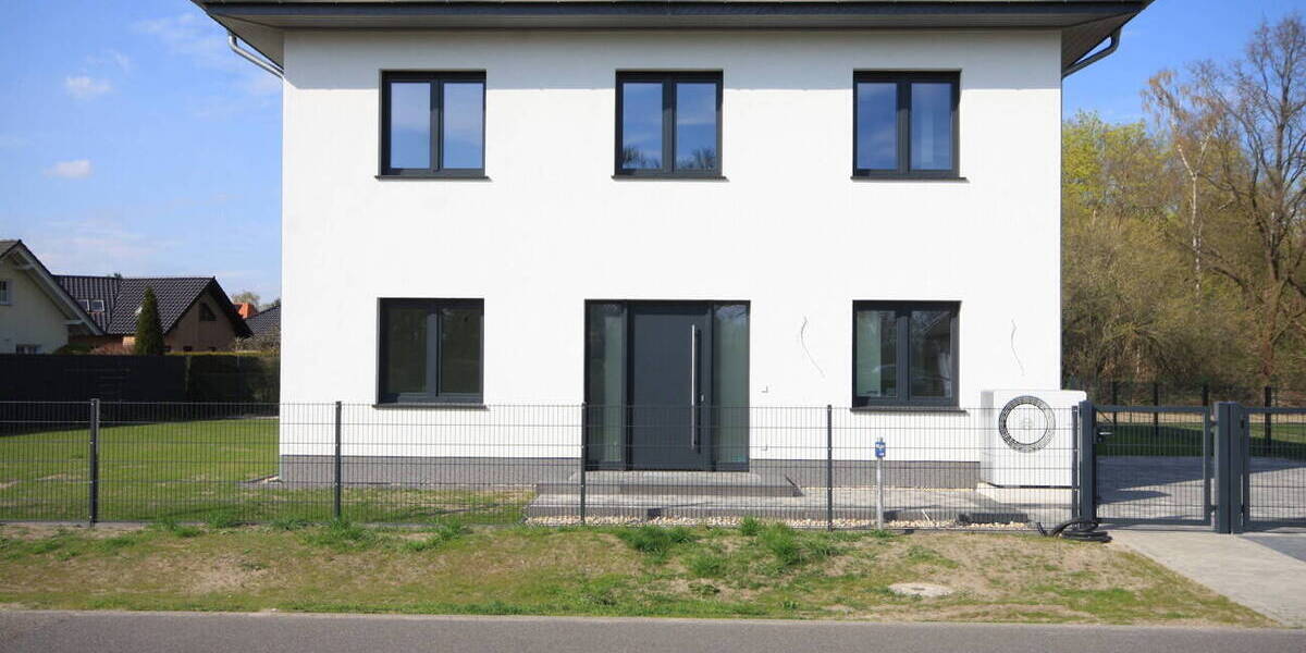 Einfamilienhaus Falkensee - 5 Zimmer, 153 m&sup2;, 2.950&euro; | Angebot:26862999