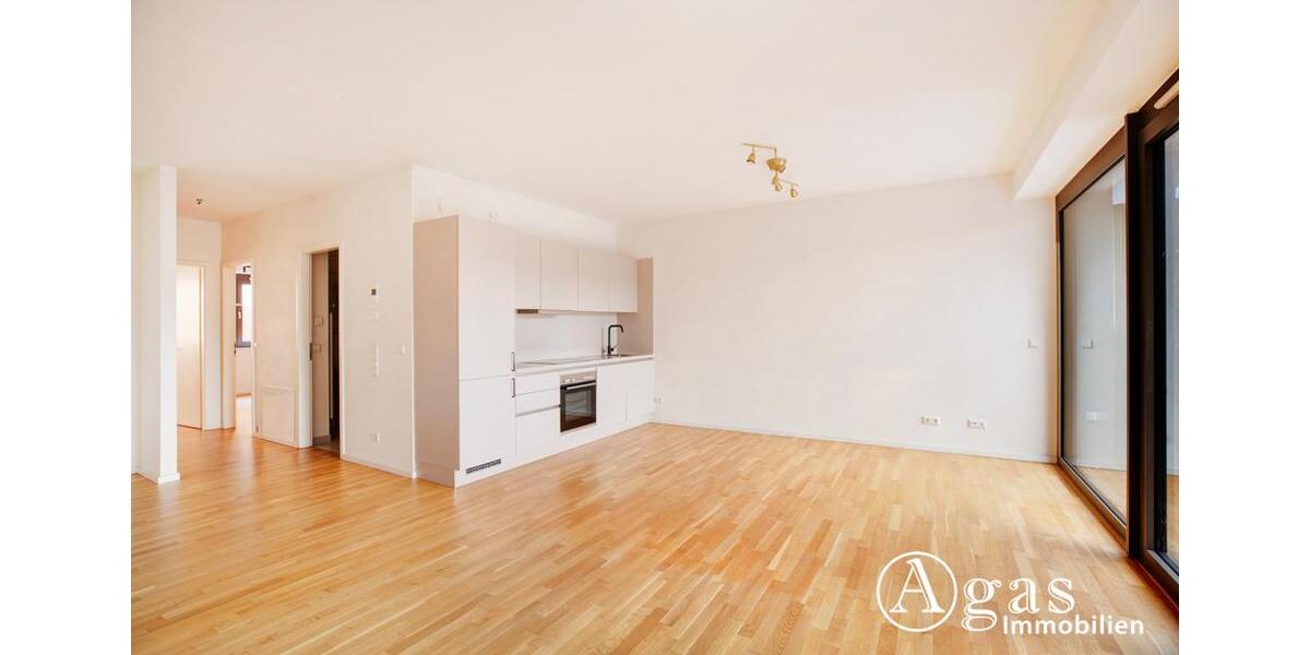 Etagenwohnung Berlin Mitte - 3 Zimmer, 90 m&sup2;, 2.275&euro; | Angebot:25055672