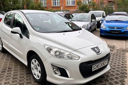 Peugeot 308 125.000 km 4.280 &euro; Berlin 13403