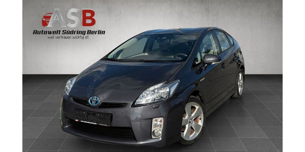 Toyota Prius 136.760 km 10.899 &euro; Berlin 12055