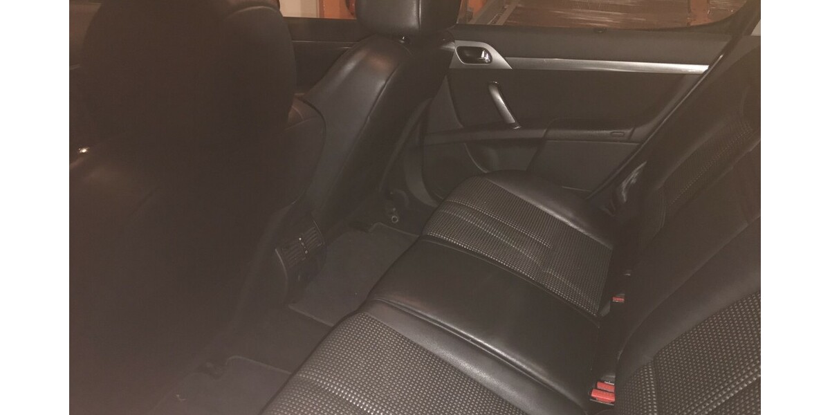 Peugeot 407 164.000 km 2.450 &euro; Berlin 10178