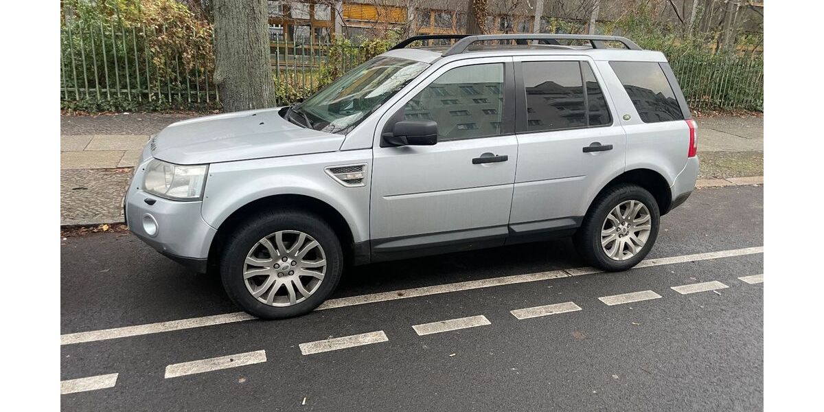 Land Rover Freelander 136.200 km 6.000 € Berlin 10965