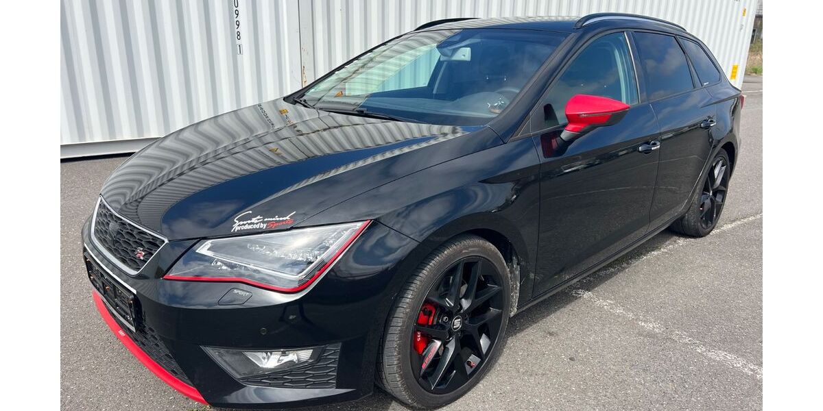 Seat Leon 216.000 km 7.499 &euro; Berlin 12057