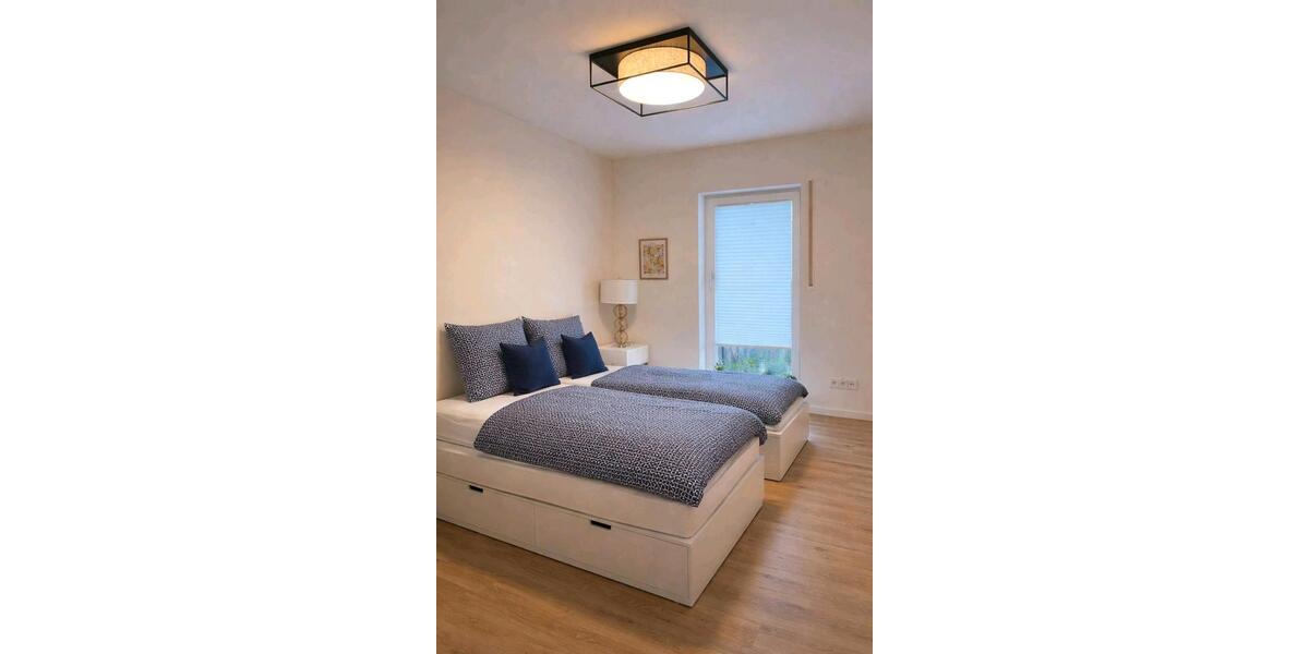 Einfamilienhaus Trebbin - 4 Zimmer, 100 m&sup2;, 2.690&euro; | Angebot:23612109