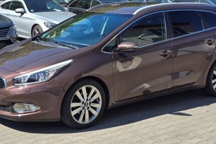 Kia ceed / Ceed 145.600 km 7.990 &euro; Berlin 12247