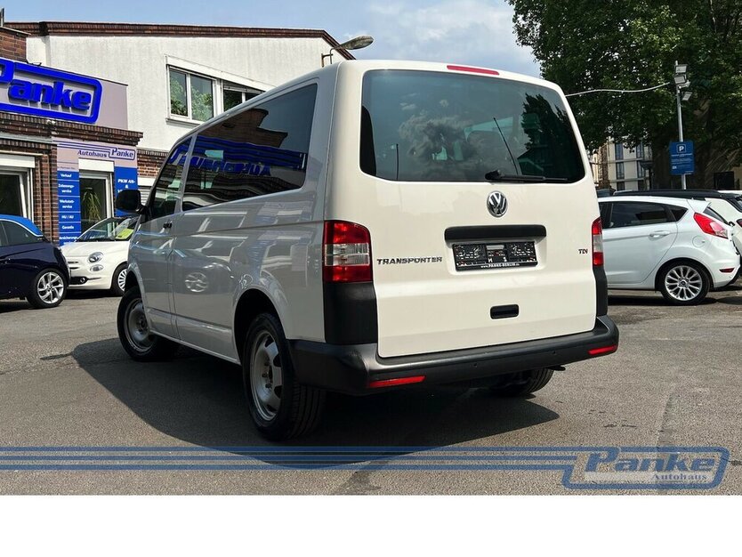 T5 Transporter Kombi 1. Hand 8 sitzer
