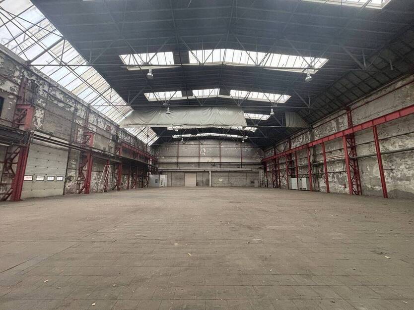 Hallen-Industriefläche in Berlin