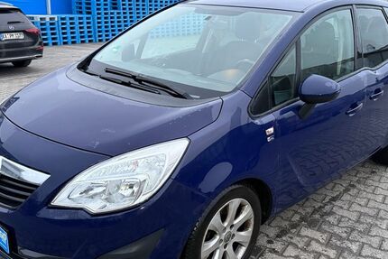 Opel Meriva 298.000 km 2.699 &euro; Berlin 12277