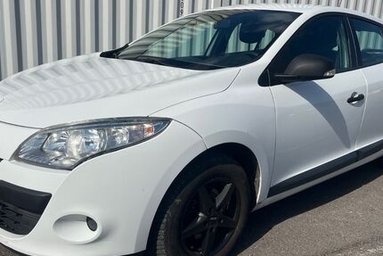 Renault Megane 147.000 km 3.299 &euro; Berlin 12057