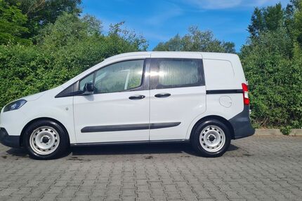 Ford Transit Courier 100.000 km 10.800 &euro; Berlin 13089