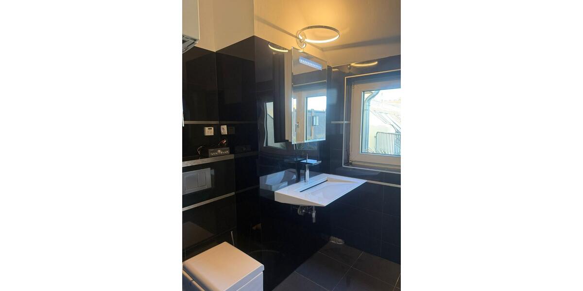 Dachgeschoßwohnung Berlin Mitte - 3 Zimmer, 141 m&sup2;, 846.000&euro; | Angebot:25333399