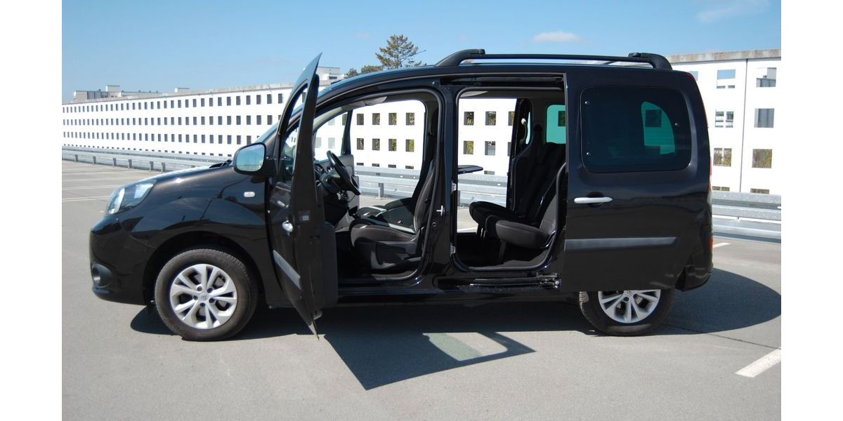 Renault Kangoo 84.300 km 8.999 &euro; Berlin 13435