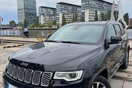 Jeep Grand Cherokee 188.922 km 18.490 &euro; Berlin 10245
