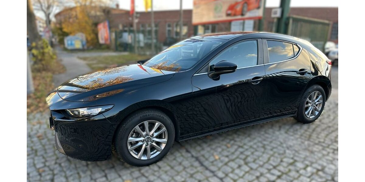 Mazda 3 64.000 km 16.950 &euro; Berlin-Spandau 13585