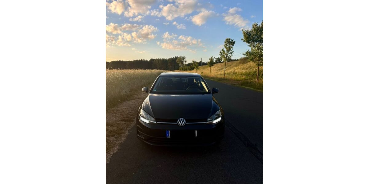 VW Golf 211.335 km 9.900 &euro; Ludwigsfelde 14974