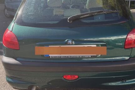 Peugeot 206 108.900 km 1.400 &euro; Berlín 13583