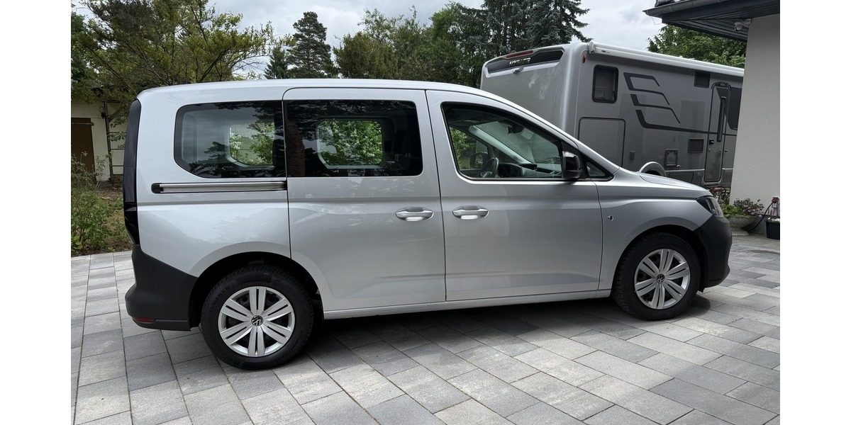 VW Caddy Caddy 1.5 TSI DSG Klima Stdh&Sitzhz. PDC 46.766 km 23.300 &euro; Berlin 10247