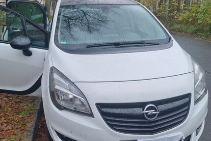 Opel Meriva 129.000 km 8.390 € Berlin 12209