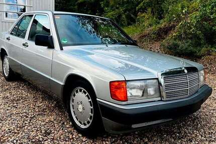 Mercedes-Benz 190 123.000 km 6.950 € Berlin 10829